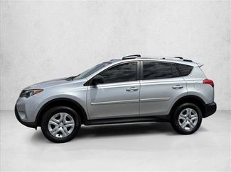 Used 2014 Toyota RAV4 LE FWD video 4