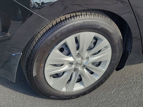 Used 2025 Nissan Sentra S FWD image 24