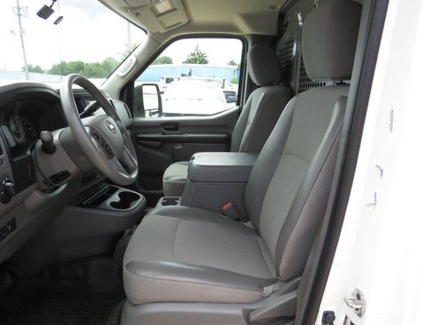 Used 2021 Nissan NV 2500 SV w/ Navigation Package RWD image 11