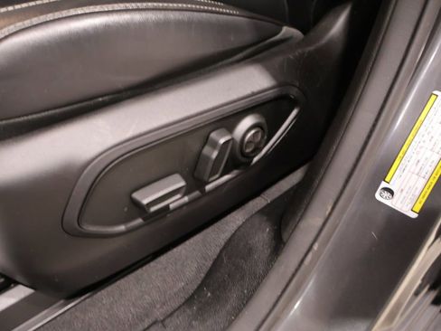 Used 2022 Jeep Grand Cherokee Limited AWD/4WD image 12