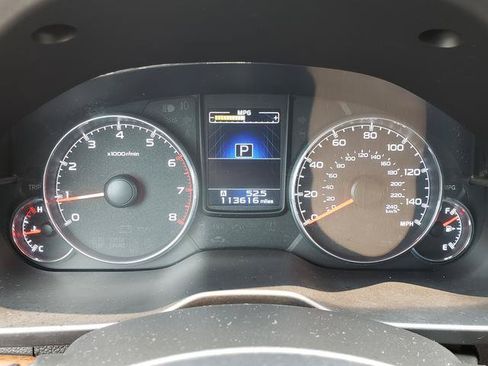 Used 2014 Subaru Outback 2.5i Limited w/ Moonroof Package AWD/4WD image 26