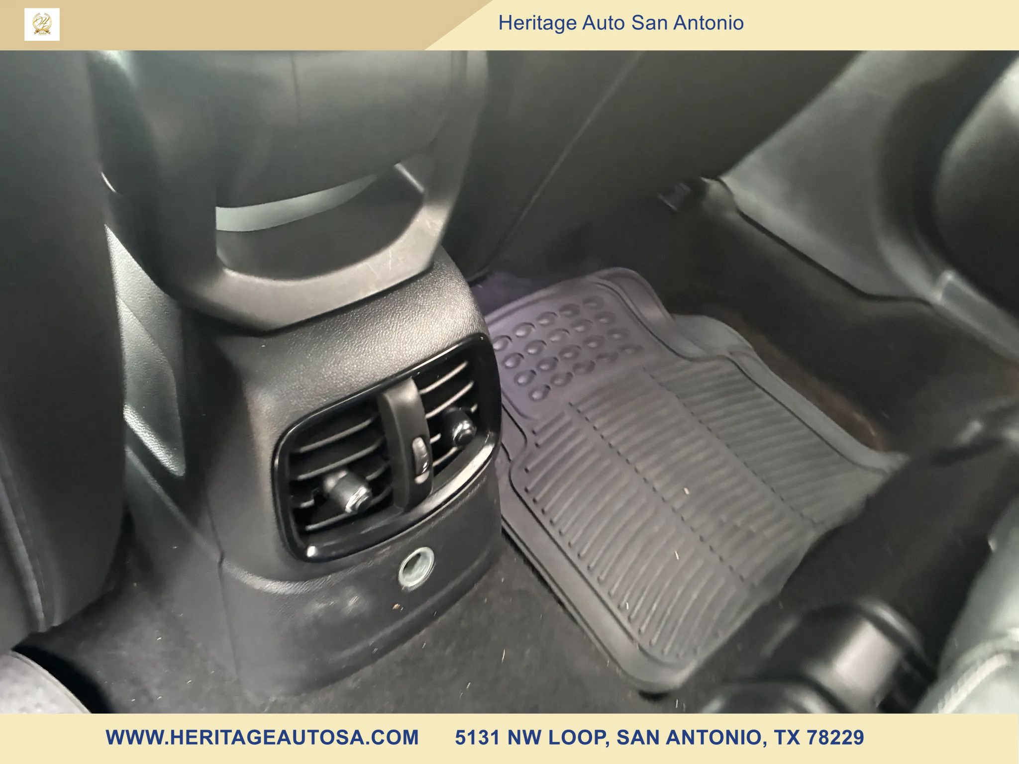 Used 2018 MINI Cooper Countryman FWD image 12