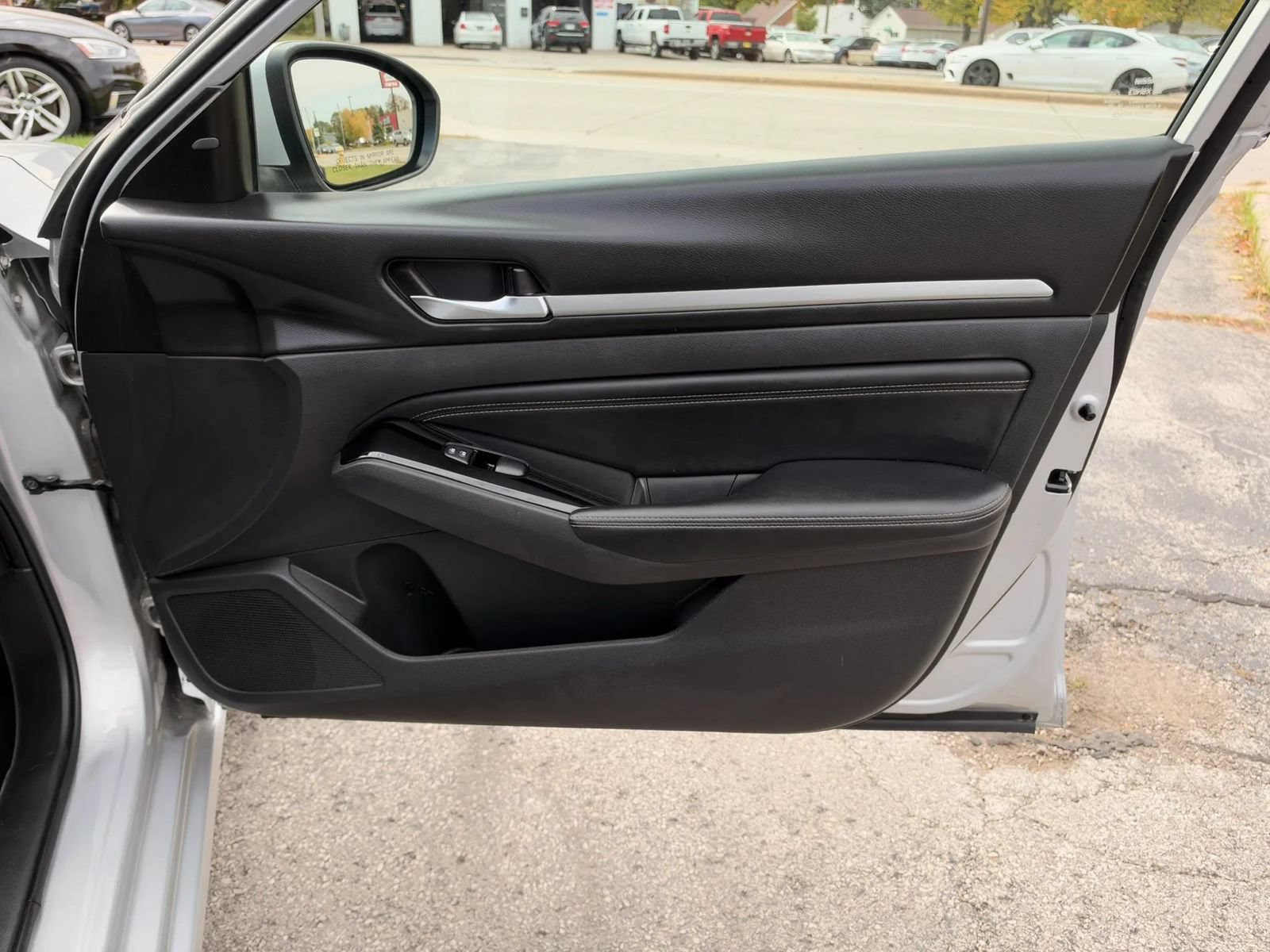 Used 2021 Nissan Altima 2.5 SV AWD/4WD image 18