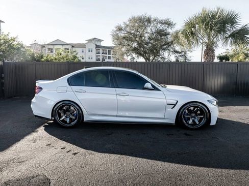 Used 2018 BMW M3 image 2