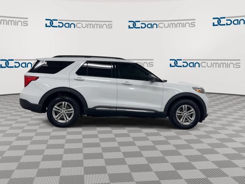 Used 2023 Ford Explorer XLT w/ Equipment Group 202A AWD/4WD image 9