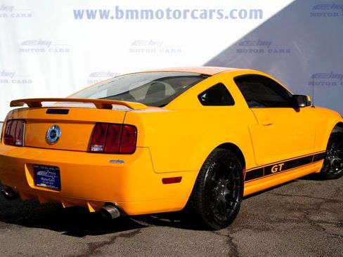 Used 2008 Ford Mustang GT image 3