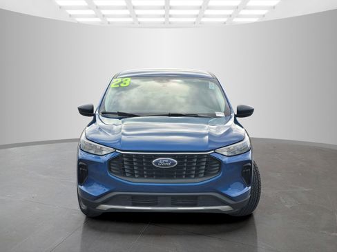 Used 2023 Ford Escape Active image 2