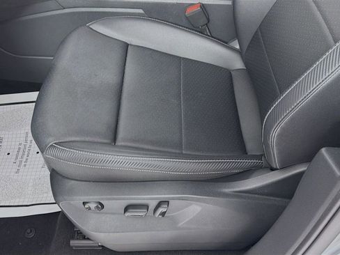 Used 2021 Volkswagen Atlas Cross Sport SE image 19