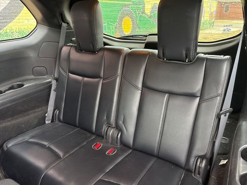 Used 2019 Nissan Pathfinder SL image 23