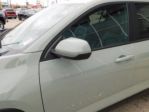 New 2026 Chevrolet Equinox LT w/ Convenience Package II image 11