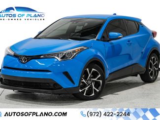 Used 2019 Toyota C-HR XLE image 1