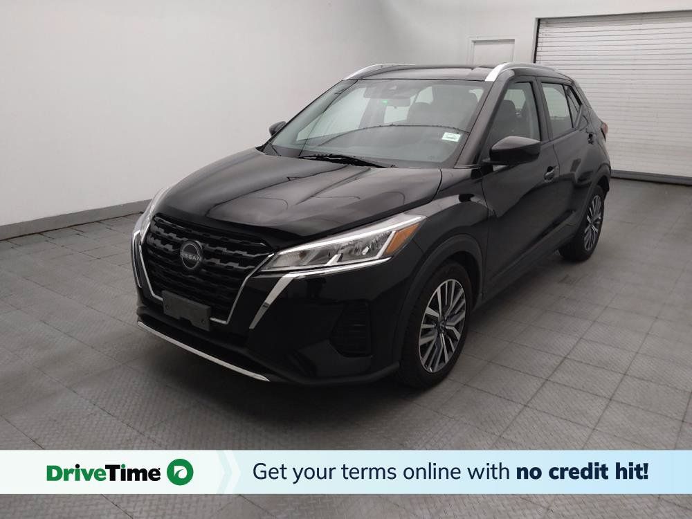 Used 2023 Nissan Kicks SV FWD image 1