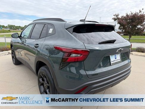 New 2026 Chevrolet Trax LT w/ Driver Confidence Package FWD image 19