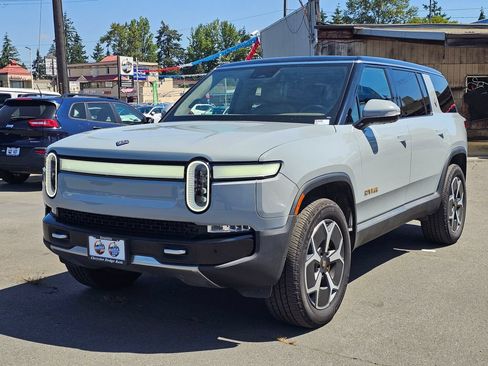 Used 2023 Rivian R1S Adventure AWD/4WD image 3