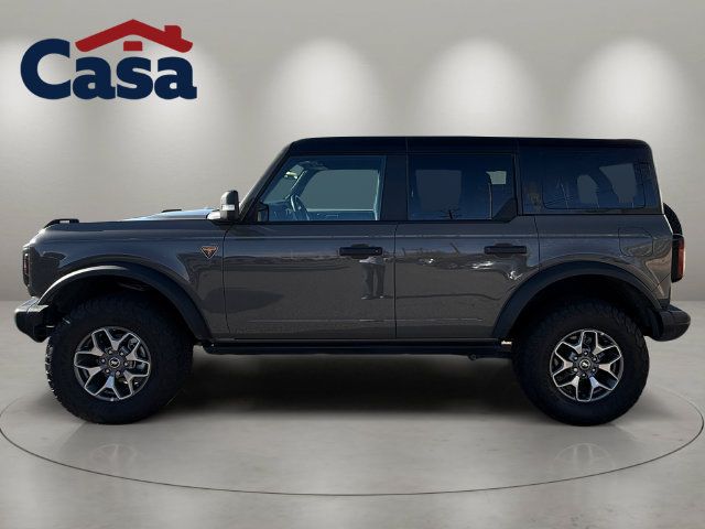 Used 2025 Ford Bronco Badlands AWD/4WD image 3