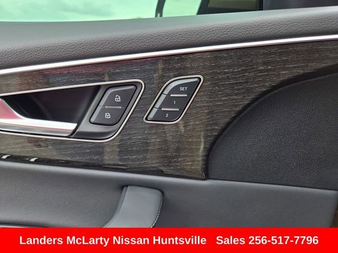 Used 2024 Audi Q8 Premium Plus AWD/4WD image 24