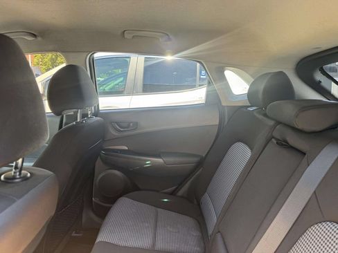Used 2020 Hyundai Kona SEL AWD/4WD image 12