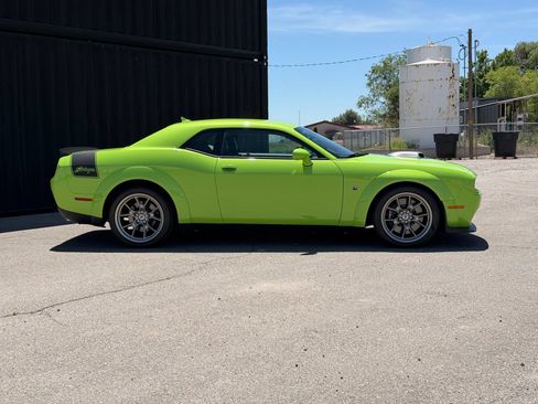 Used 2023 Dodge Challenger R/T Scat Pack RWD image 6