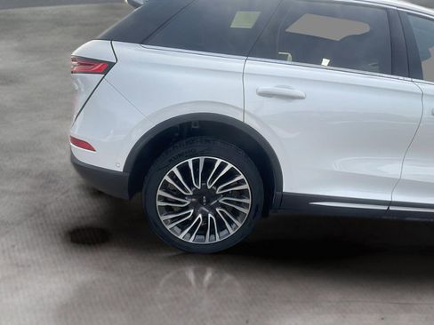 Used 2021 Lincoln Corsair Reserve w/ Equipment Group 201A image 23