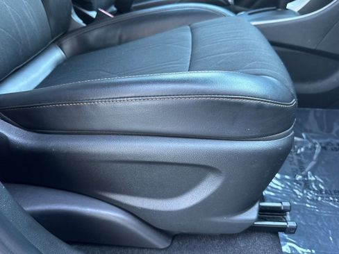 Used 2021 Chevrolet Trax LT w/ Driver Confidence Package FWD image 24