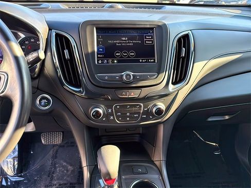 Used 2022 Chevrolet Equinox RS image 22