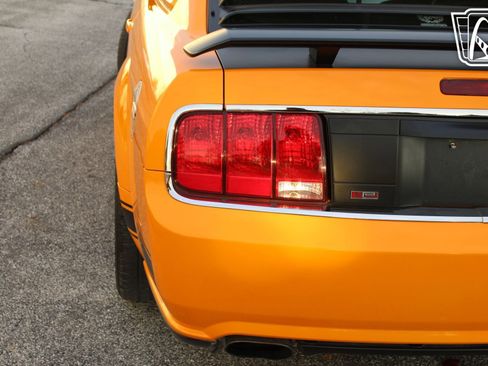 Used 2007 Ford Mustang GT image 38