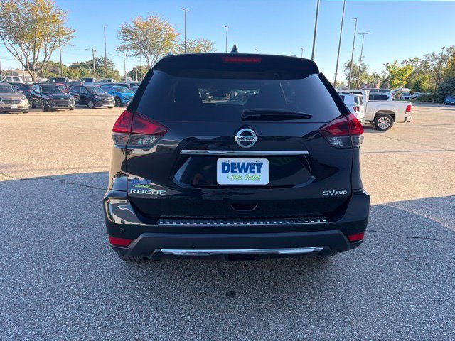 Used 2019 Nissan Rogue SV w/ Premium Package AWD/4WD image 4