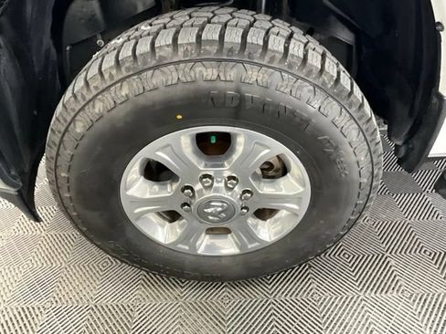Used 2023 RAM 2500 Big Horn w/ Level 1 Equipment Group AWD/4WD image 33