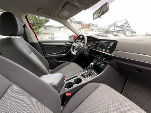 Used 2021 Volkswagen Jetta S w/ Driver Assistance Package image 17