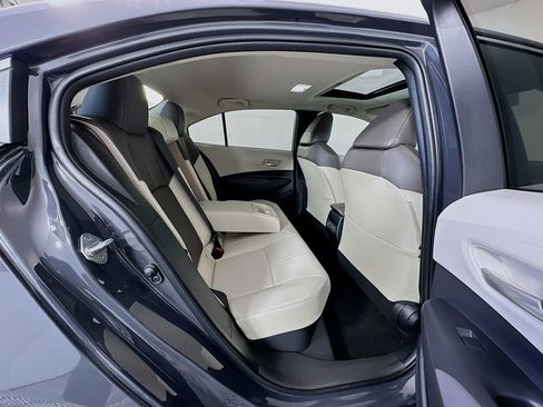 Used 2025 Toyota Corolla XLE image 26