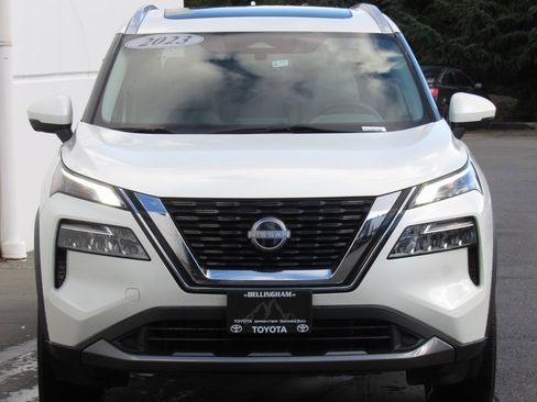 Used 2023 Nissan Rogue SL image 3