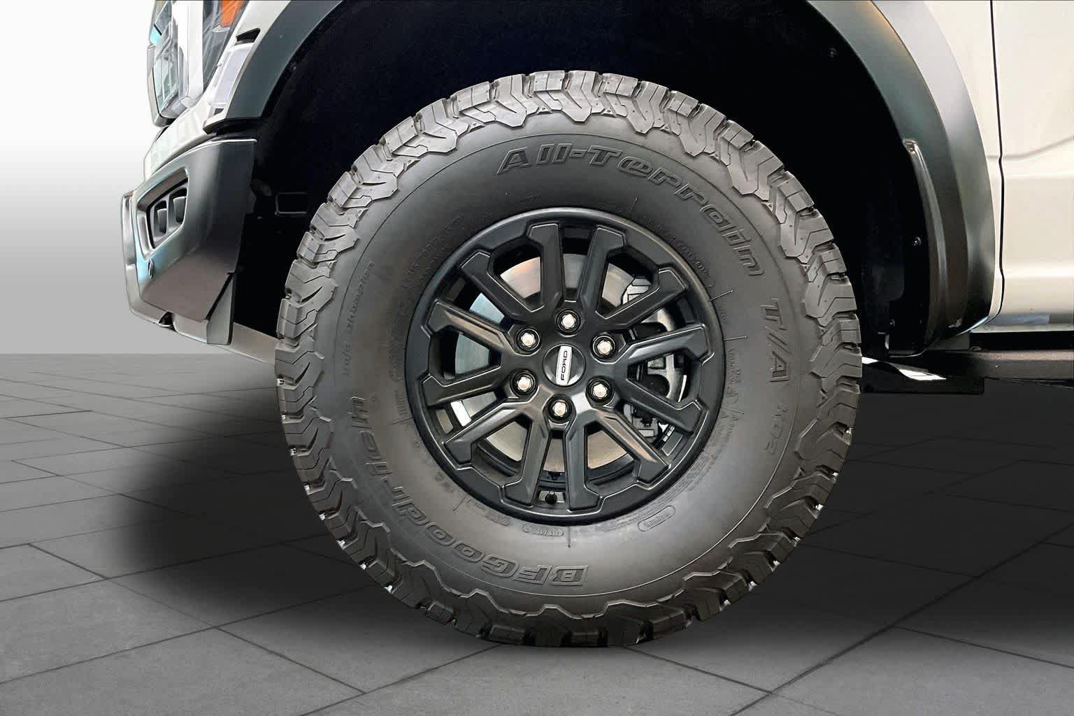 Used 2025 Ford F150 Raptor AWD/4WD image 21
