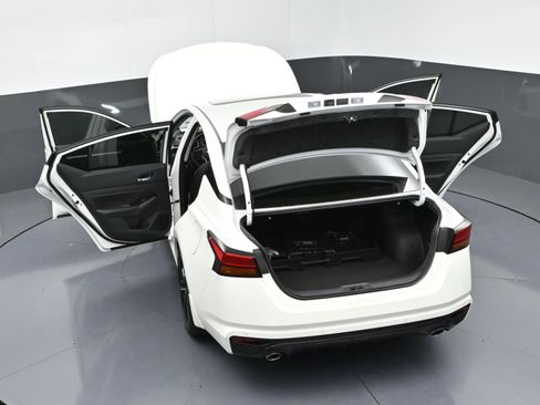 New 2025 Nissan Altima 2.5 SR w/ SR Premium Package image 44