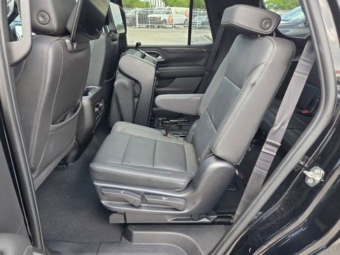 Used 2023 Chevrolet Tahoe LT w/ Luxury Package RWD image 9