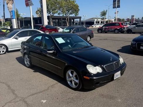 Used 2004 Mercedes-Benz C 320 Sedan image 4