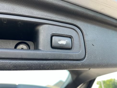 Used 2017 Honda Pilot EX-L image 18