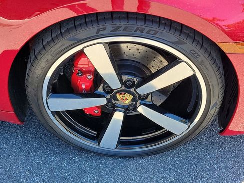 Certified 2024 Porsche 911 Targa 4S image 13