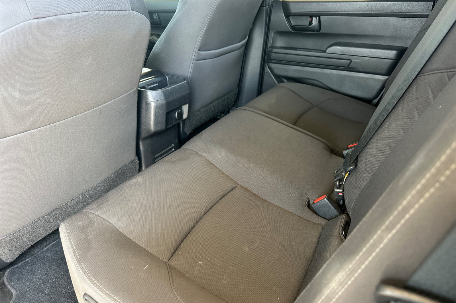 Used 2025 Toyota Tacoma SR5 AWD/4WD image 14