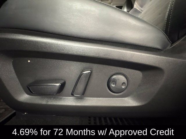 Used 2024 Mitsubishi Outlander SE Black Edition FWD image 16
