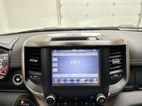 Used 2020 RAM 1500 Laramie AWD/4WD image 32