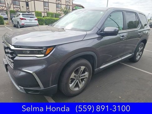 Certified 2023 Honda Pilot EX-L image 4
