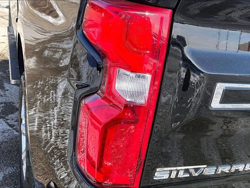 Used 2023 Chevrolet Silverado 1500 LTZ image 25