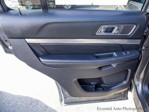 Used 2019 Ford Explorer XLT w/ Equipment Group 202A image 24