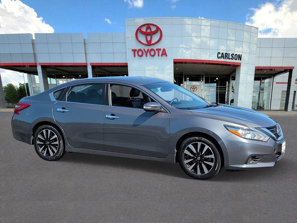 Used 2018 Nissan Altima 2.5 SL FWD image 2