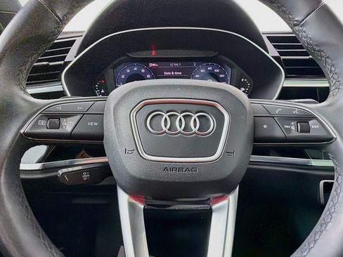 Used 2023 Audi Q3 2.0T Premium w/ Black Optic Sport Package AWD/4WD image 11