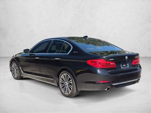 Used 2018 BMW 530e xDrive AWD/4WD image 7