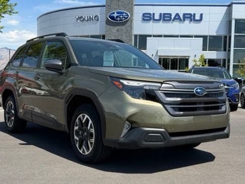 Used 2026 Subaru Forester Premium AWD/4WD image 1