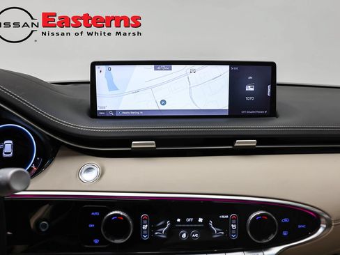 Used 2022 Genesis GV70 3.5T Sport w/ Sport Prestige Package AWD/4WD image 18