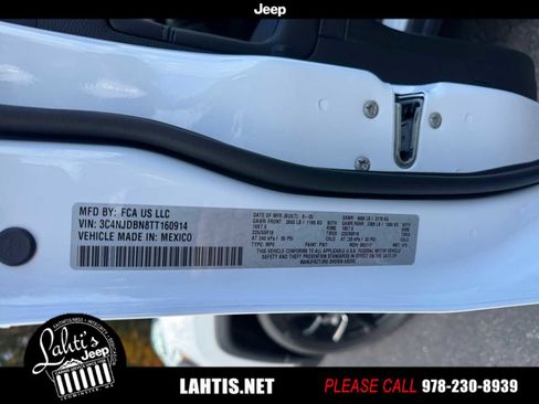 New 2026 Jeep Compass Latitude image 19