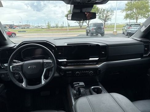 Used 2024 Chevrolet Silverado 1500 RST w/ Convenience Package II AWD/4WD image 12